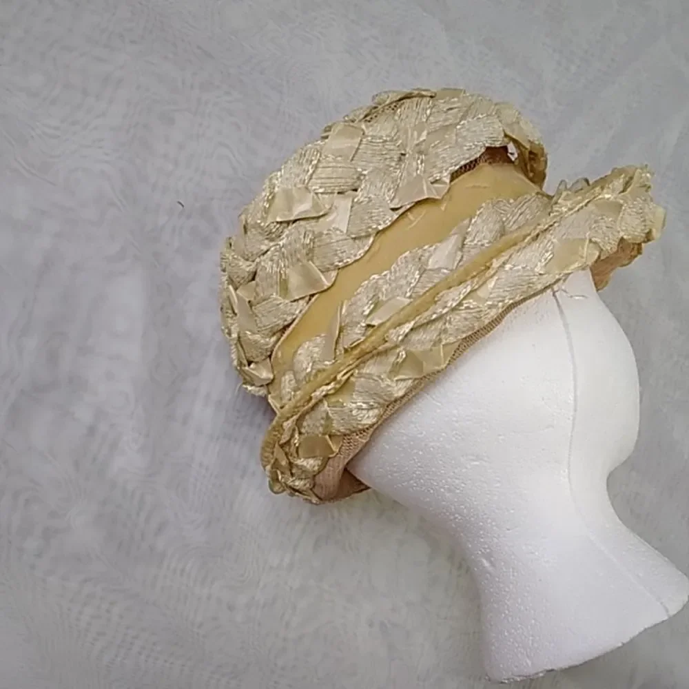 Vintage Handmade Women Hag - Picture 5 of 14